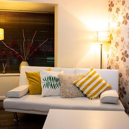 Kempston Cosy Lodge Бедфорд Екстериор снимка