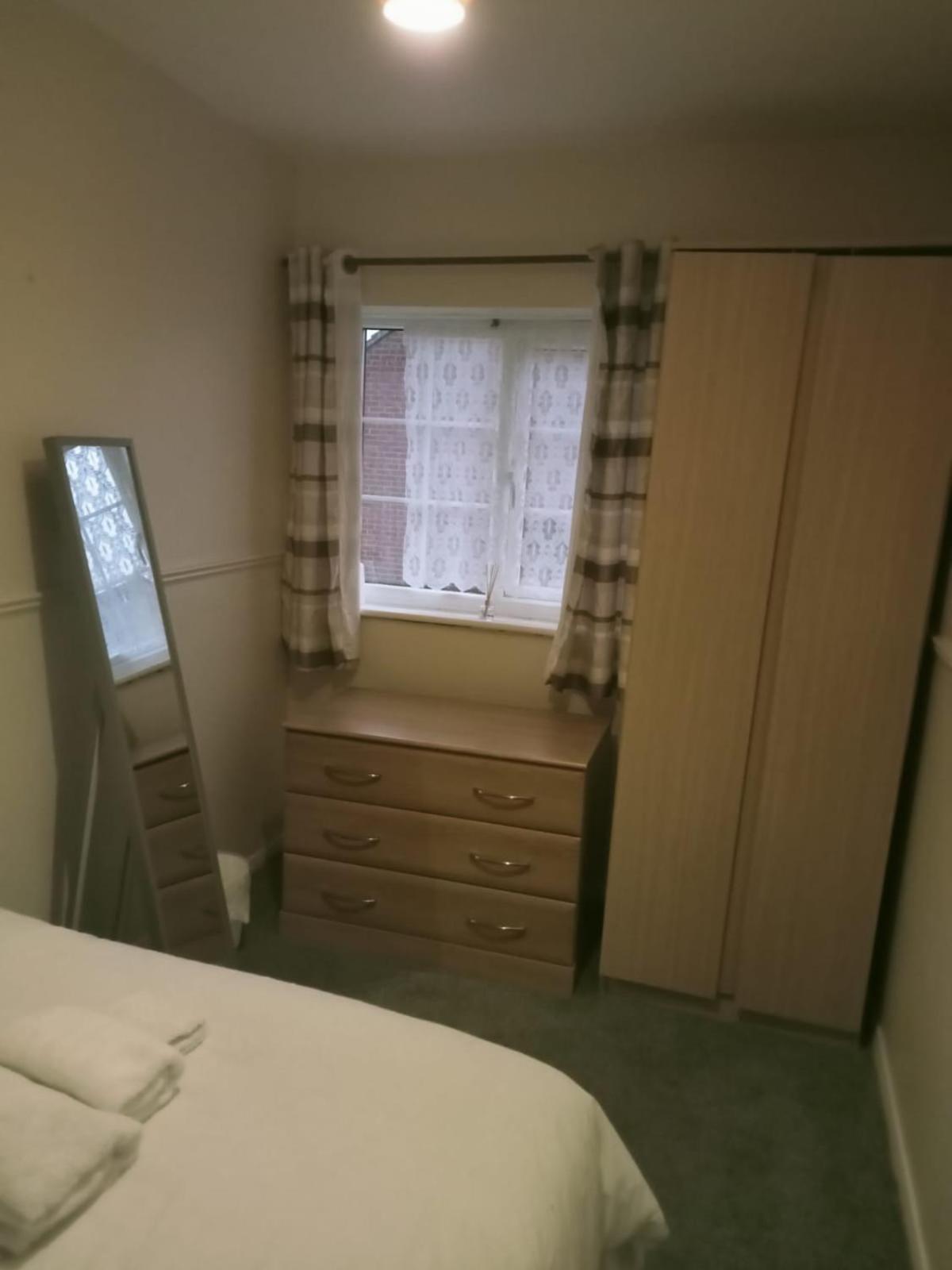 Kempston Cosy Lodge Бедфорд Екстериор снимка