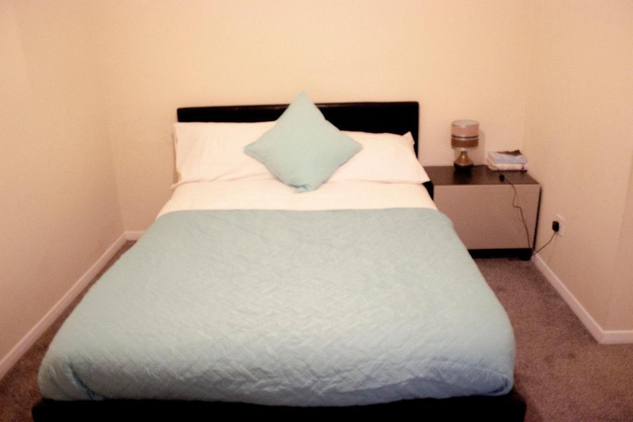 Kempston Cosy Lodge Бедфорд Екстериор снимка