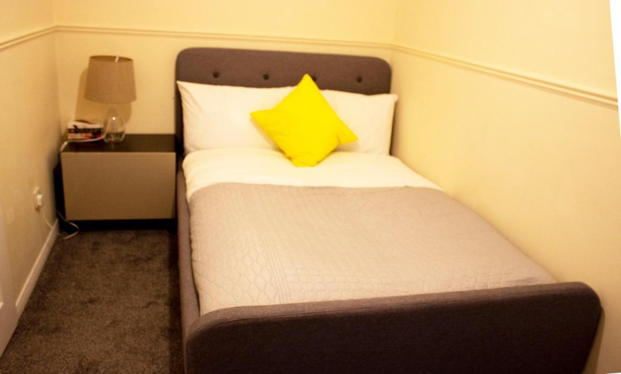 Kempston Cosy Lodge Бедфорд Екстериор снимка